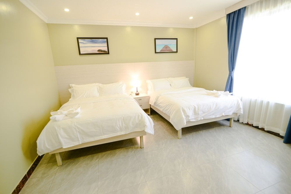 The Caye Hotel Caye Caulker Deluxe Room 4