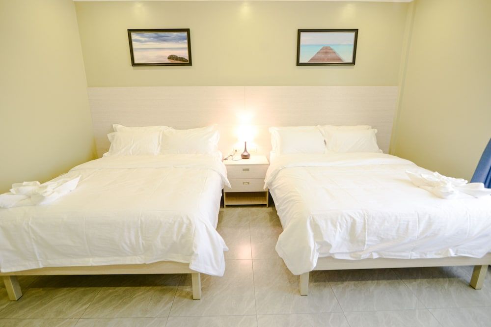 The Caye Hotel Caye Caulker Deluxe Room 6