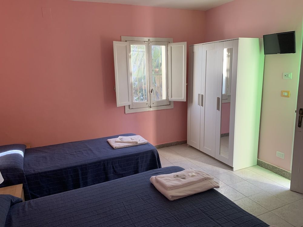 Apartment, 2 Bedrooms (4 ADL)
