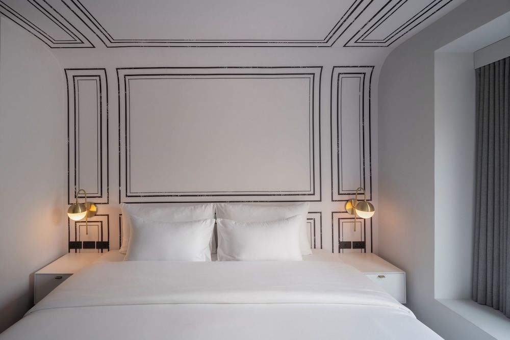 Passa Hotel Bangkok Deluxe King Room 3