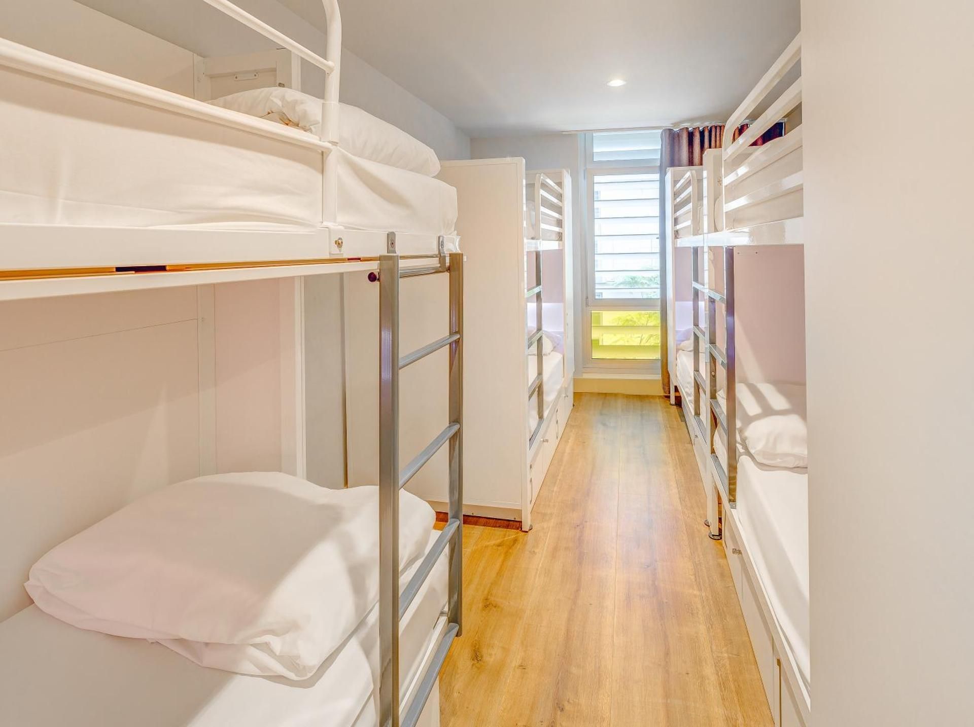 undefined Generator Barcelona 9