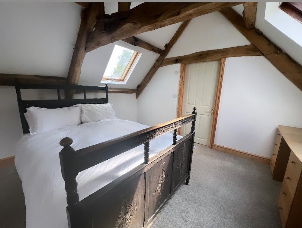 Melin Tregib Studio (The Loft Studio) 3