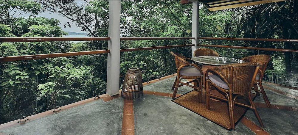 Ambong Rainforest Retreat Single Storey Two Bedrooms Cottage 8