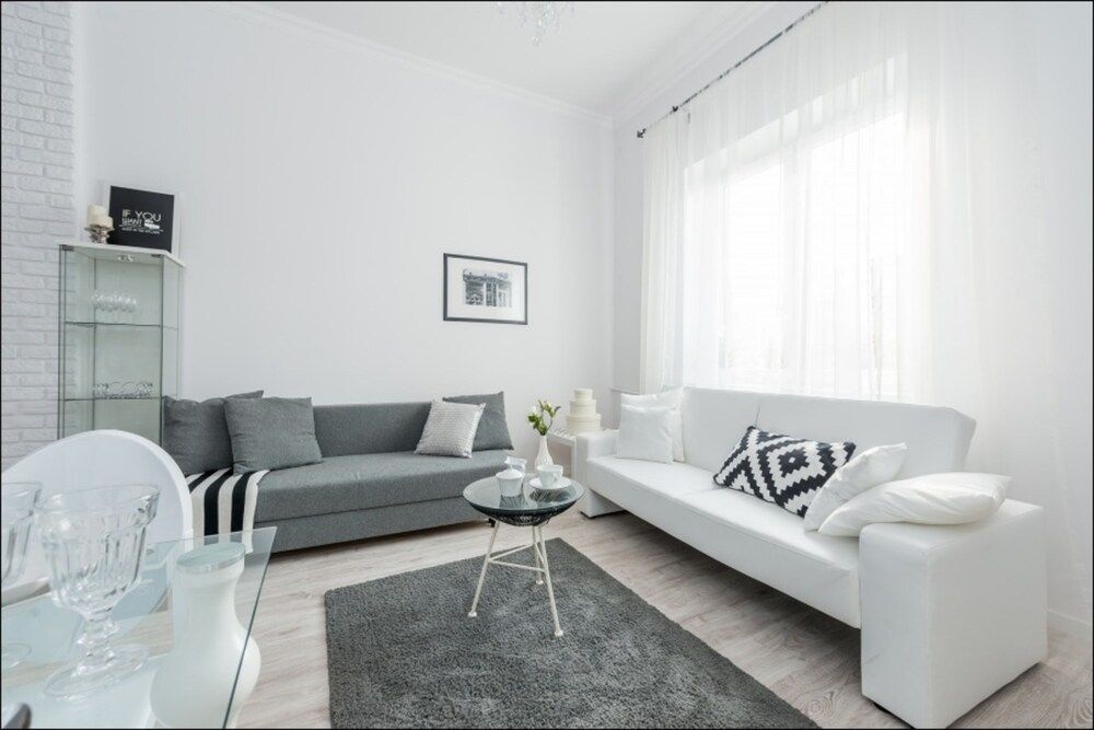 undefined P&O Apartments Andersa 1 8