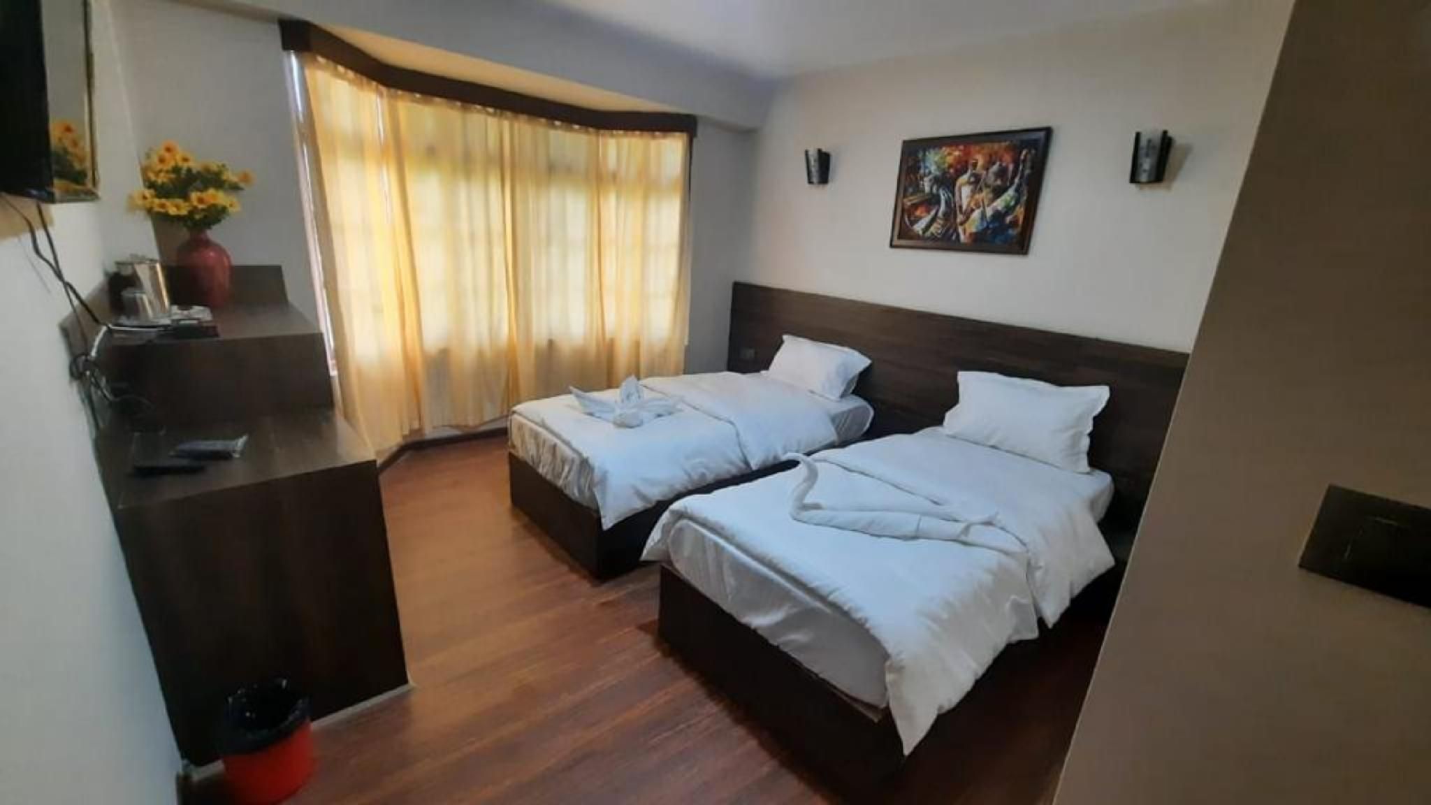 Deluxe Family Room
