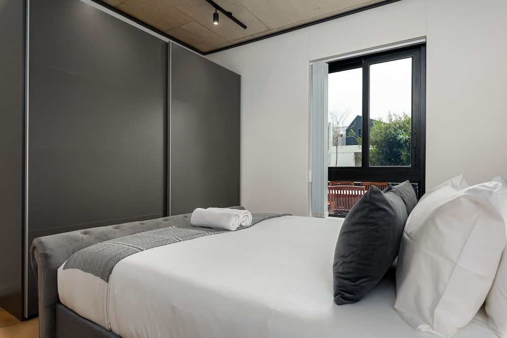 Bridgewater One Luxury Apartments Signature Apartment 4