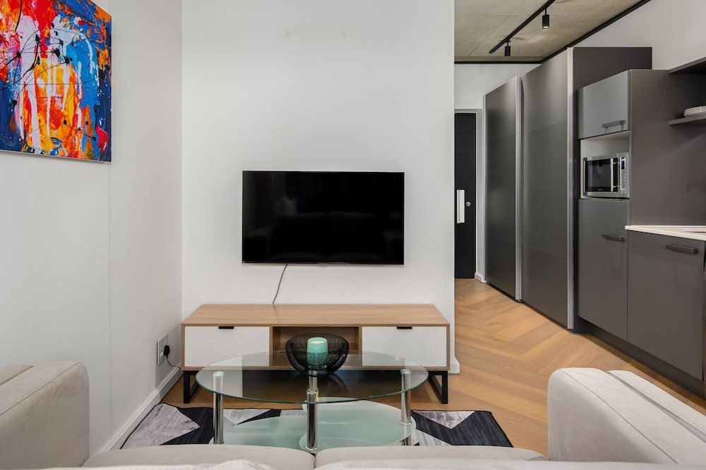 Bridgewater One Luxury Apartments Standard Studio 8