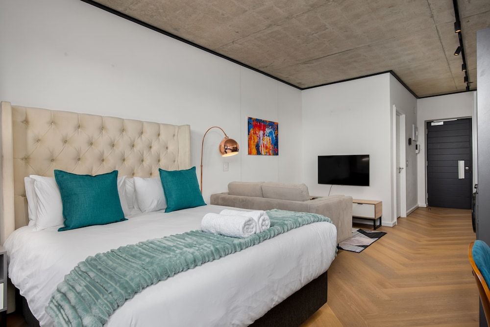 Bridgewater One Luxury Apartments Standard Studio 2