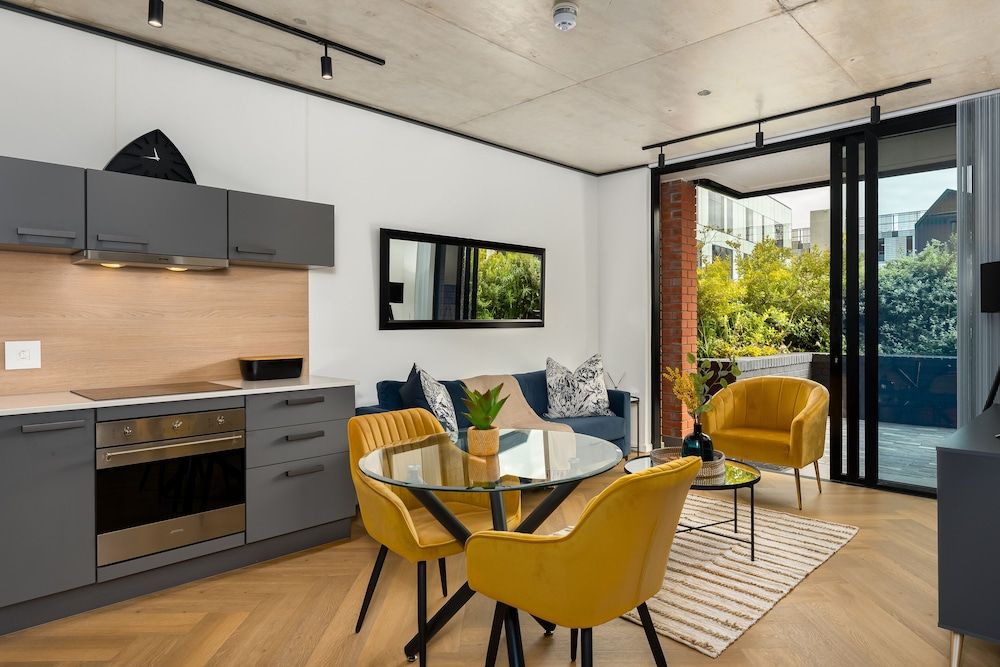 Bridgewater One Luxury Apartments Signature Apartment 10