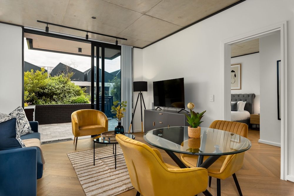 Bridgewater One Luxury Apartments Signature Apartment 7