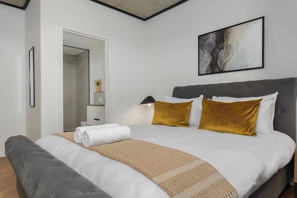 Bridgewater One Luxury Apartments Classic Apartment 3