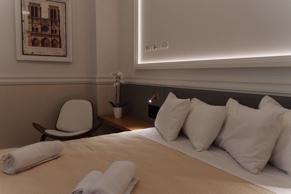 Agora Athens Suites Junior Suite (Artemis) 4