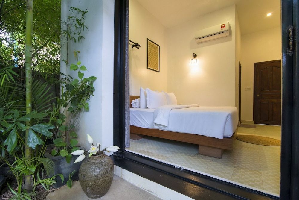 undefined Enkosa Modern Villa