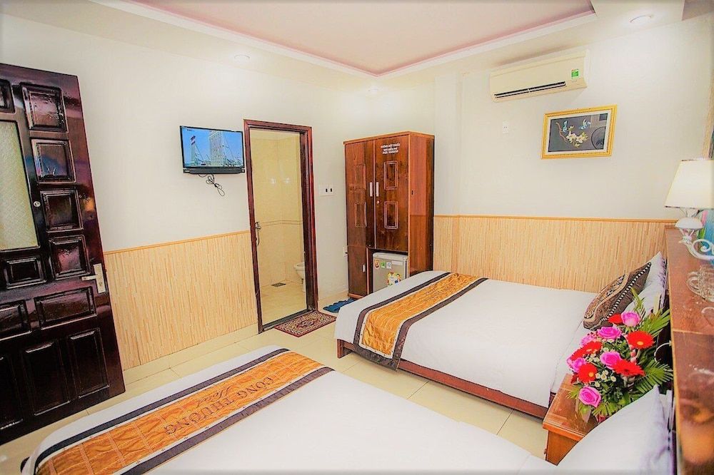 undefined Cong Thuong Hotel