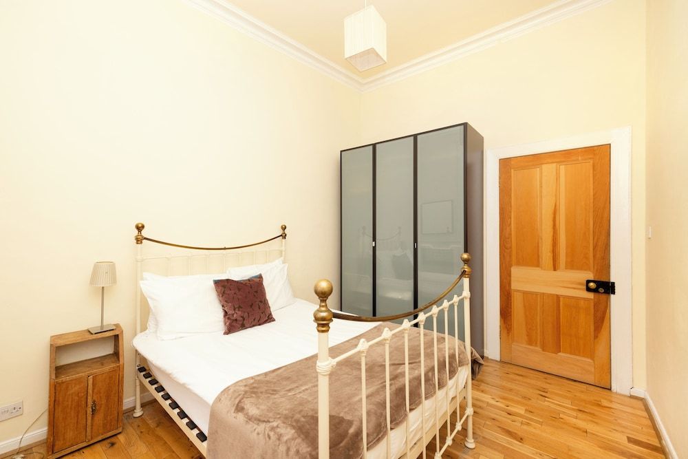 undefined JOIVY Diagon Alley Apartment