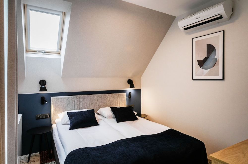 Hotel Vesper House Deluxe Room 2