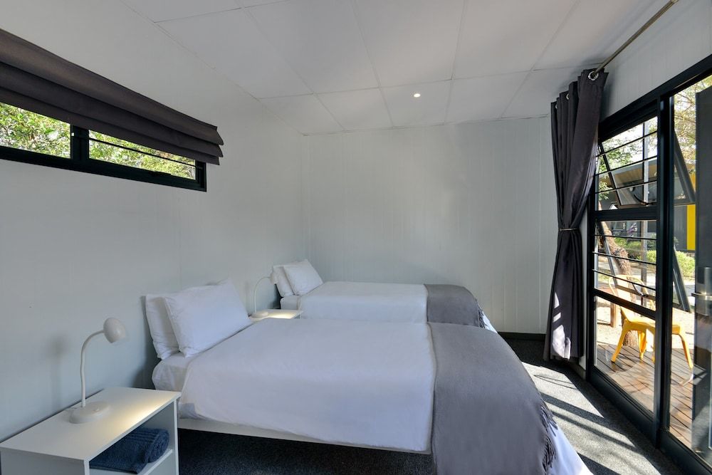 Sleepover Lanseria Twin Room