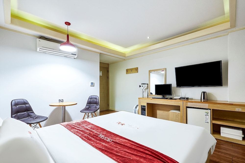 Hotel Nuri Non-Smoking Room 9