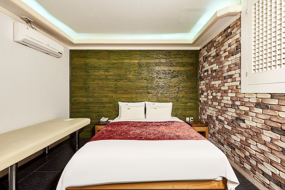 Hotel Nuri Family Room 5