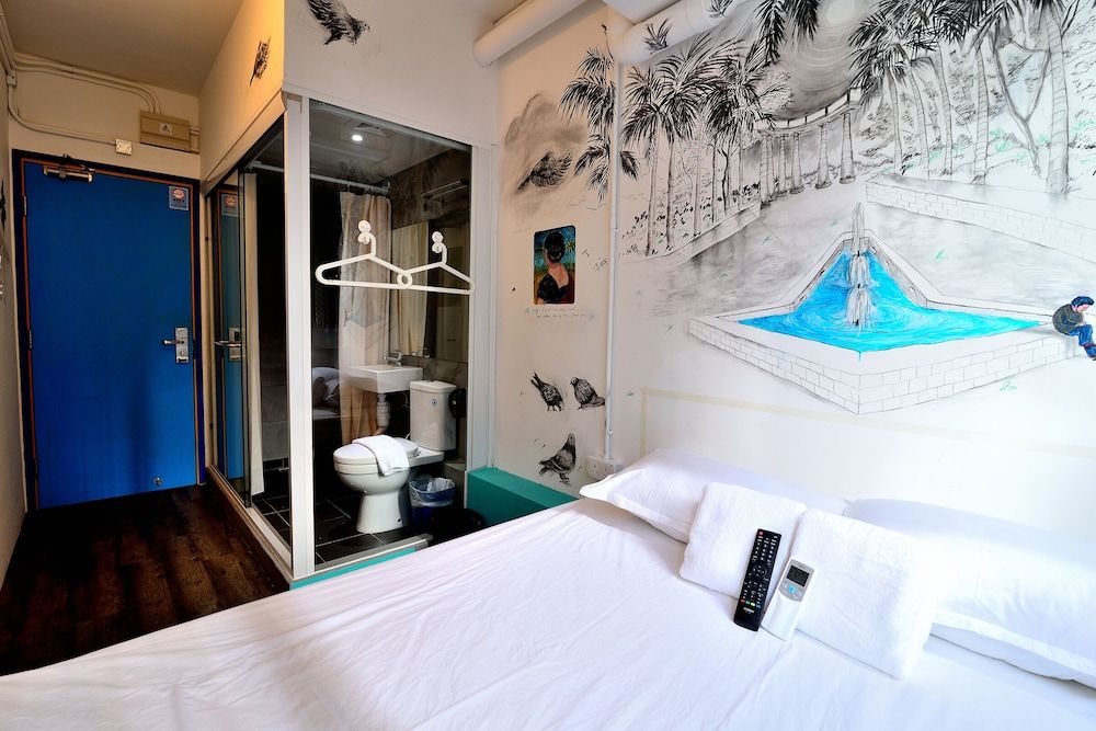 Hop Inn - Hostel Double Room 3