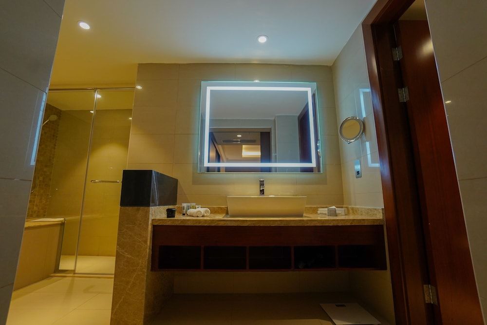 The Grand Lux Hotel Grand Suite 4