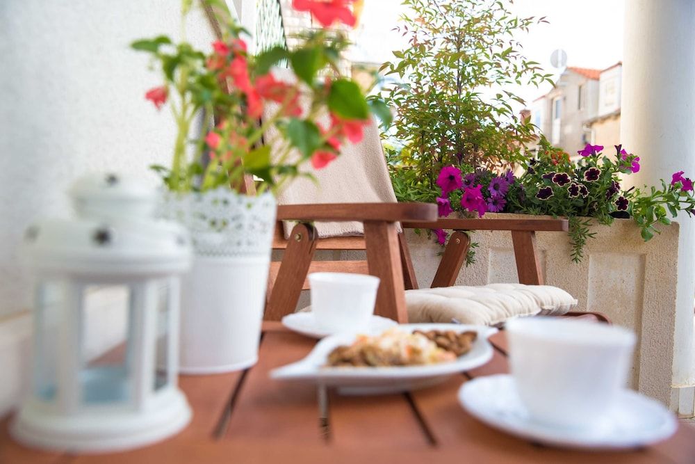 undefined Apartment Larissa 10