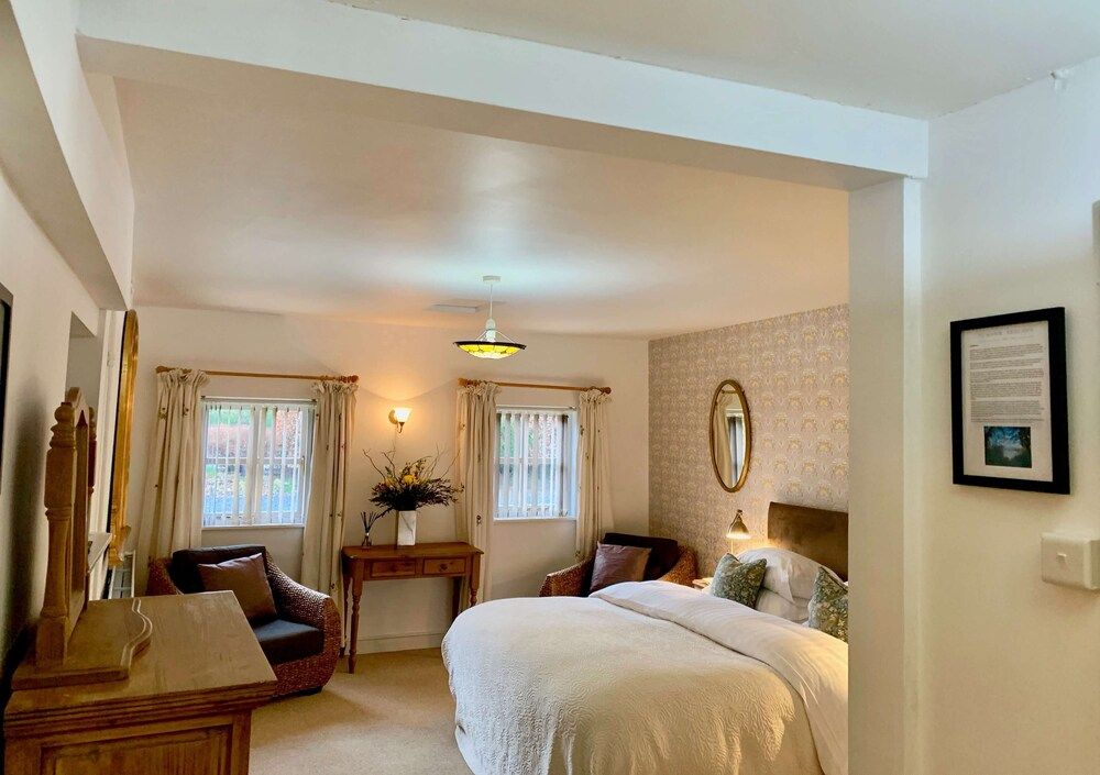 Tŷ Mawr Country Hotel Luxury Double or Twin Room 2
