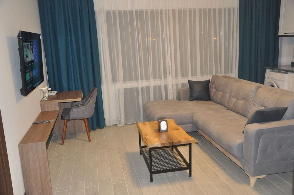 undefined Golaz Suit Otel