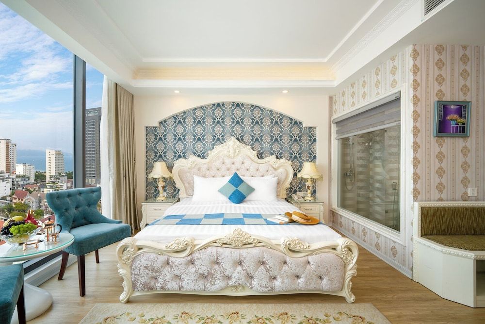 VIP King Suite