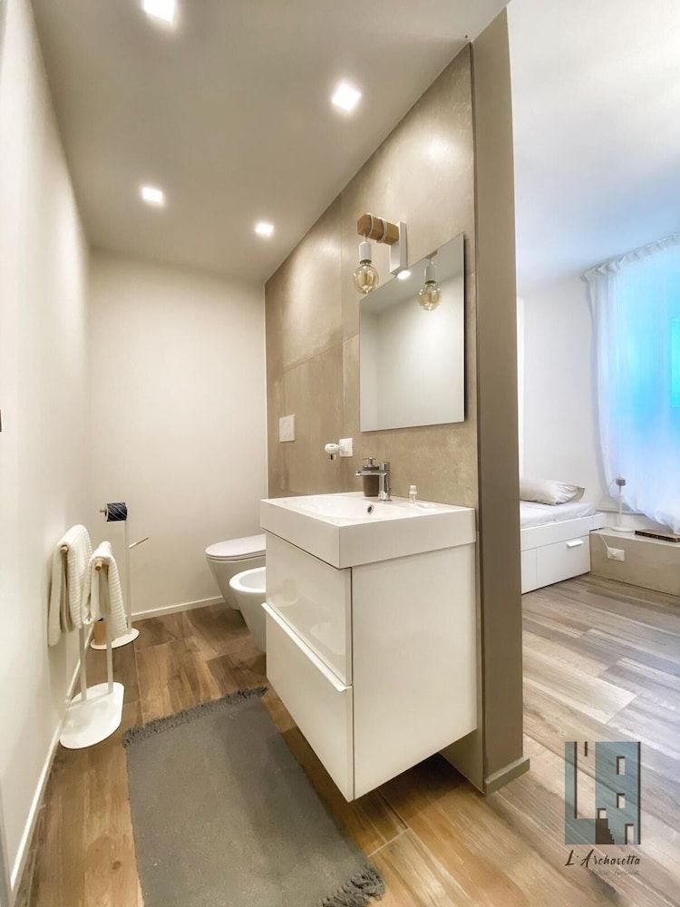 Business Single Room