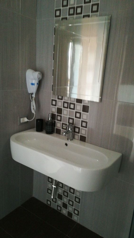 Il Borghese Tourist House Triple Room (104) 5