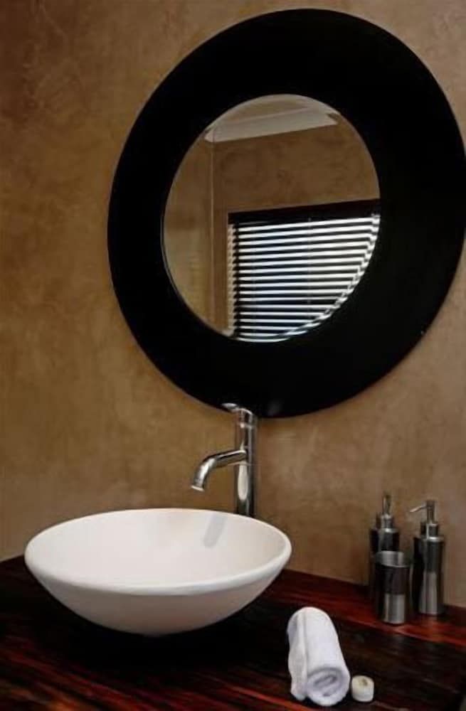undefined African Moon Corporate House 5