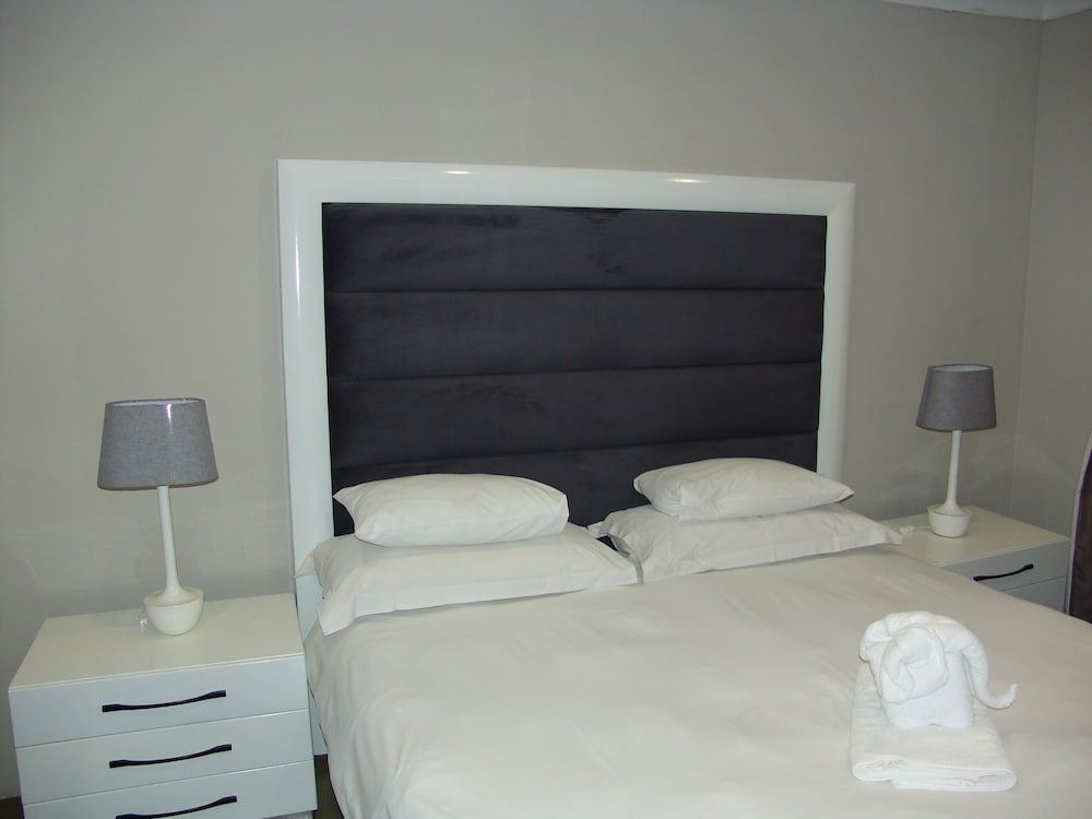 undefined African Moon Corporate House 2