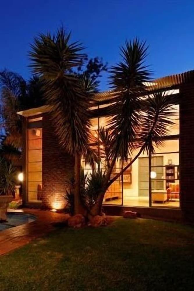 undefined African Moon Corporate House 5