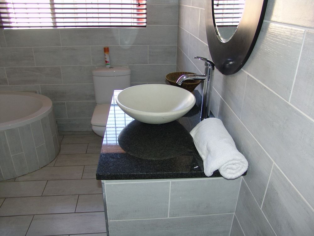 undefined African Moon Corporate House 4