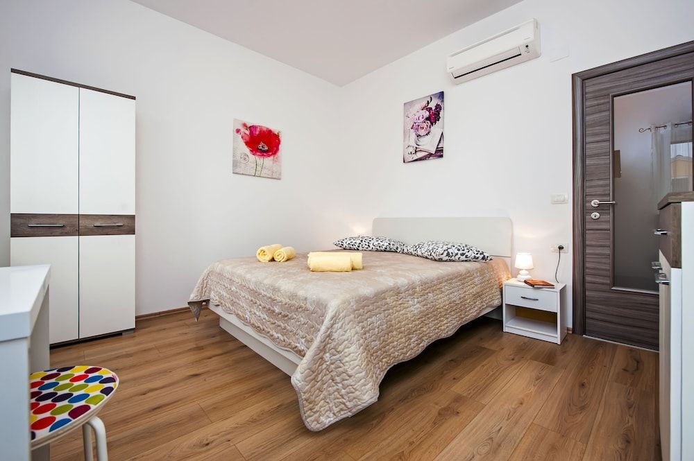 Basic Studio, 1 Double Bed