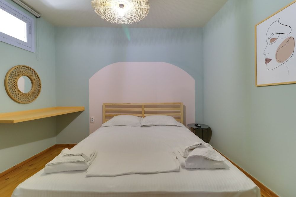 undefined Athensvintage 4