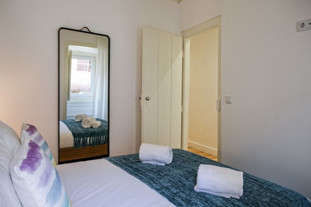 Hip Tailor Made Flat in Bairro Alto Apartment, 2 Bedrooms 11