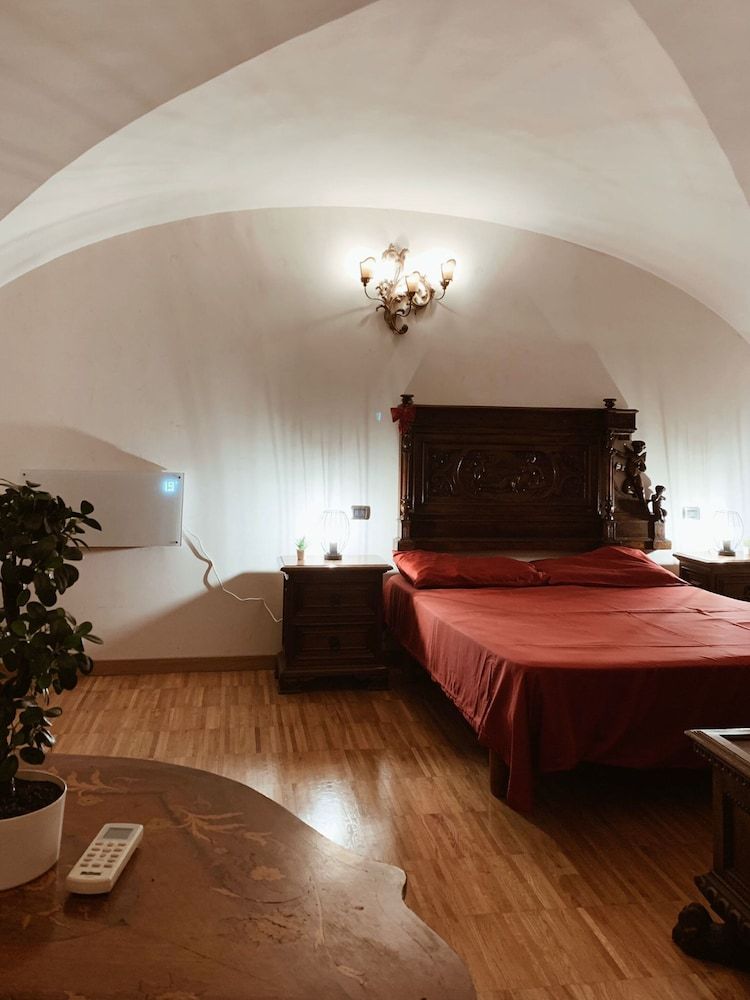 undefined Residenza Tritone a Fontana di Trevi 4