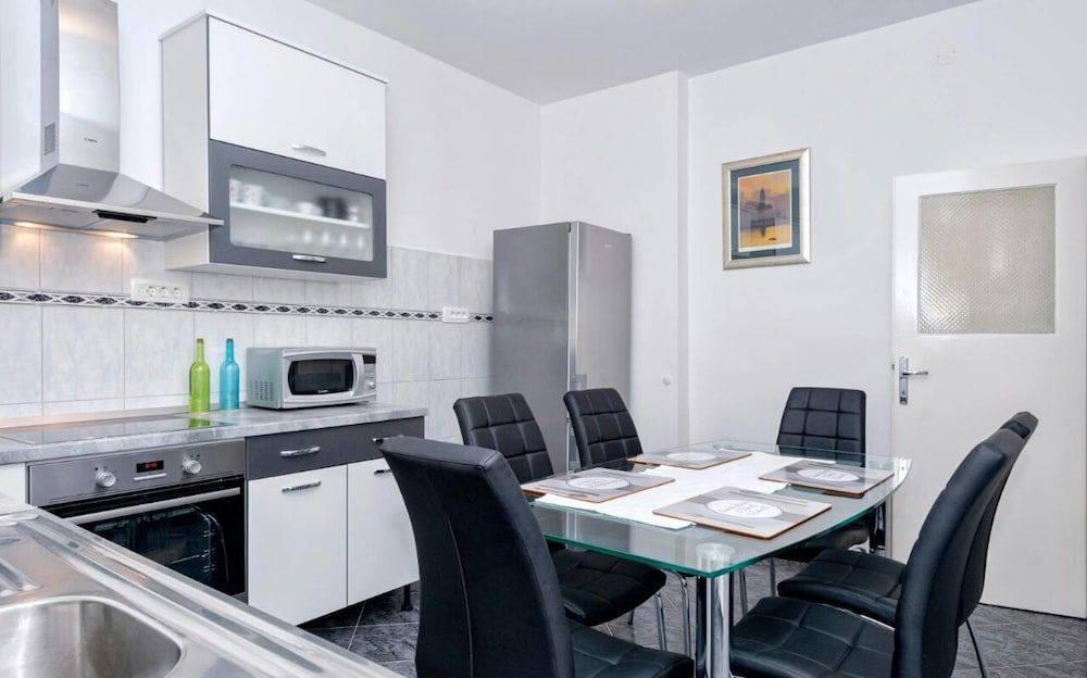 undefined Apartment Maja 10