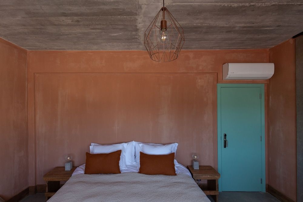 Basic Double Room, 1 Queen Bed, Valley View