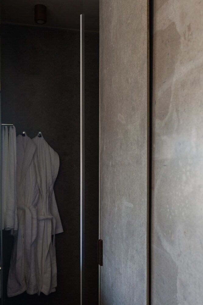 Azenhas do Mar Valley House Superior Double Room, 1 Queen Bed, Balcony, Sea View 7