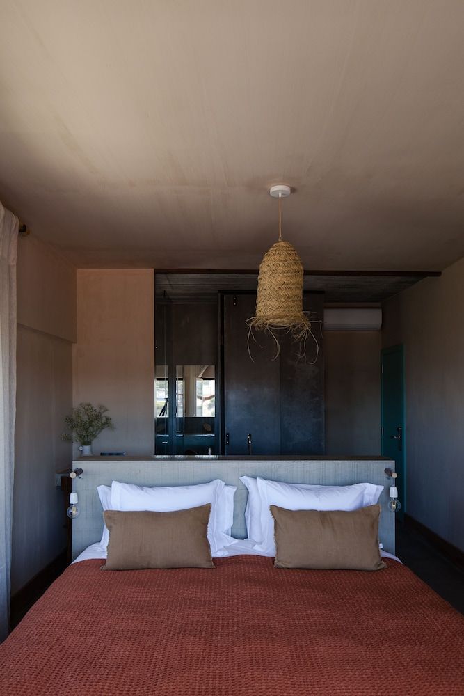 Azenhas do Mar Valley House Superior Double Room, 1 Queen Bed, Balcony, Sea View 5