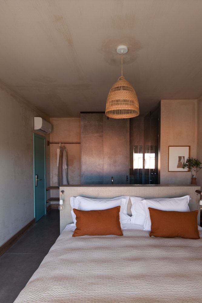 Azenhas do Mar Valley House Superior Double Room, 1 Queen Bed, Balcony, Sea View 3