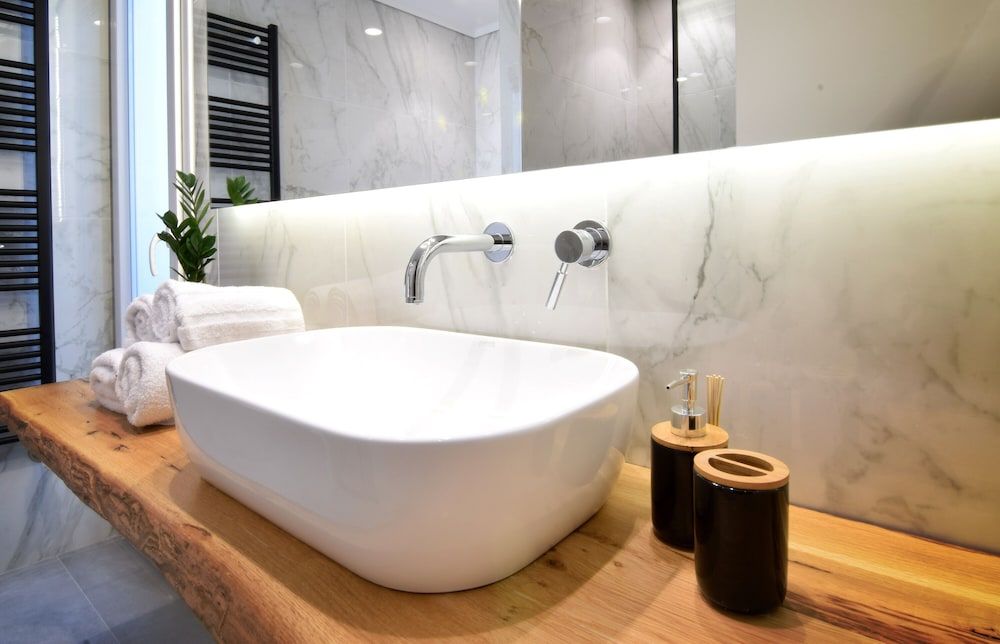 Grey Studios Comfort Studio with Castle View 7