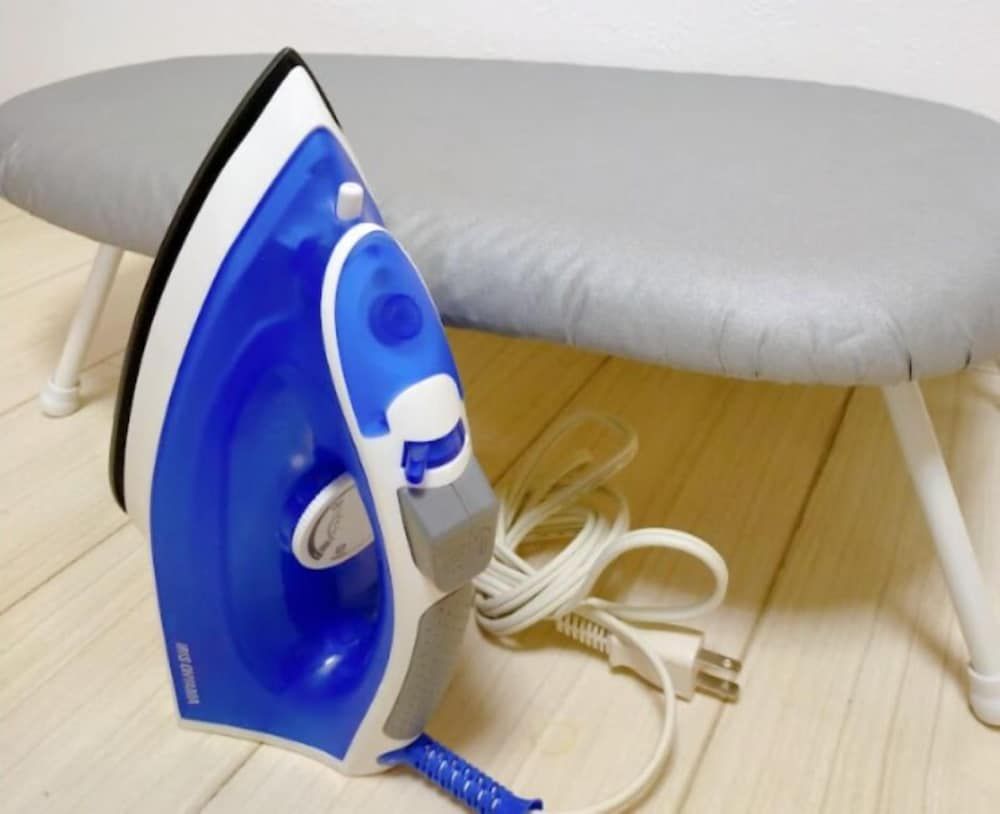 Iron/Ironing Board