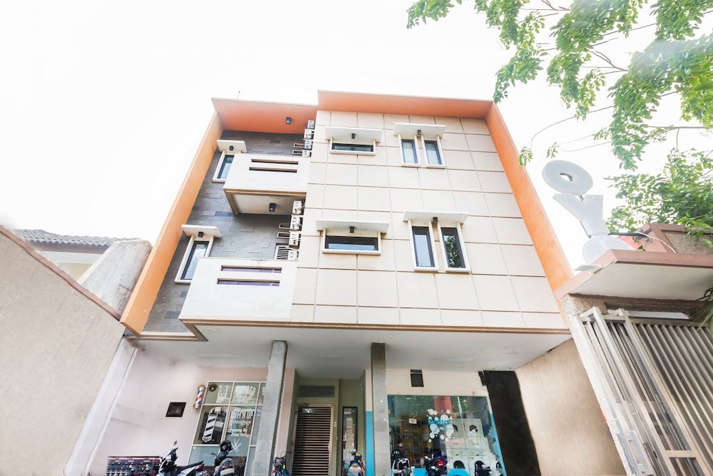 undefined OYO 1435 Residence 446 2