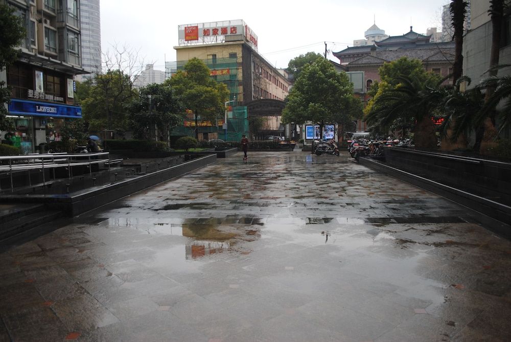 undefined The Sidihome Service Apartment (Saintland Shop) 10