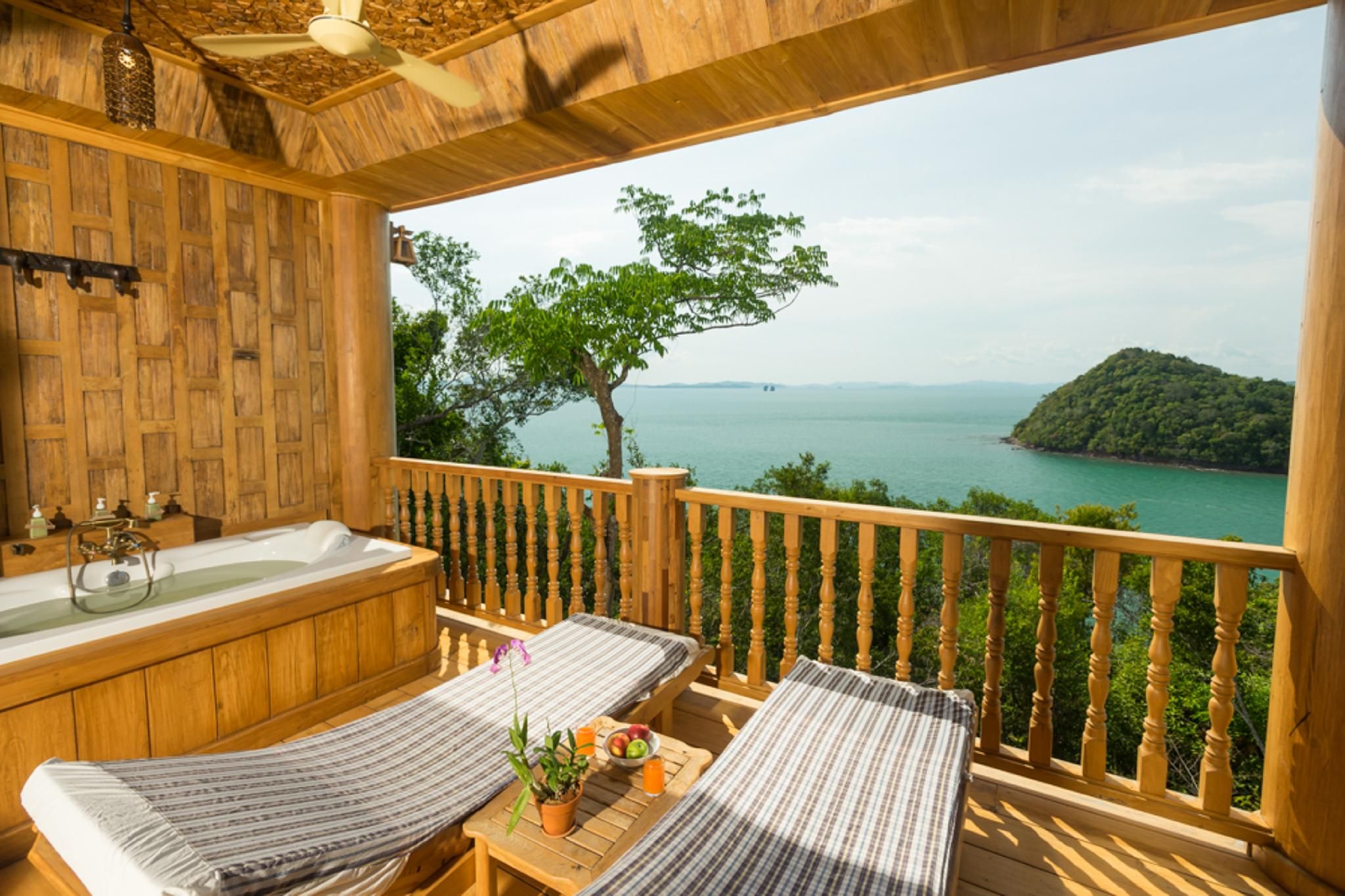 Seawater Pool Suite with Free THB 2,000 Net Resort Credit per Night
