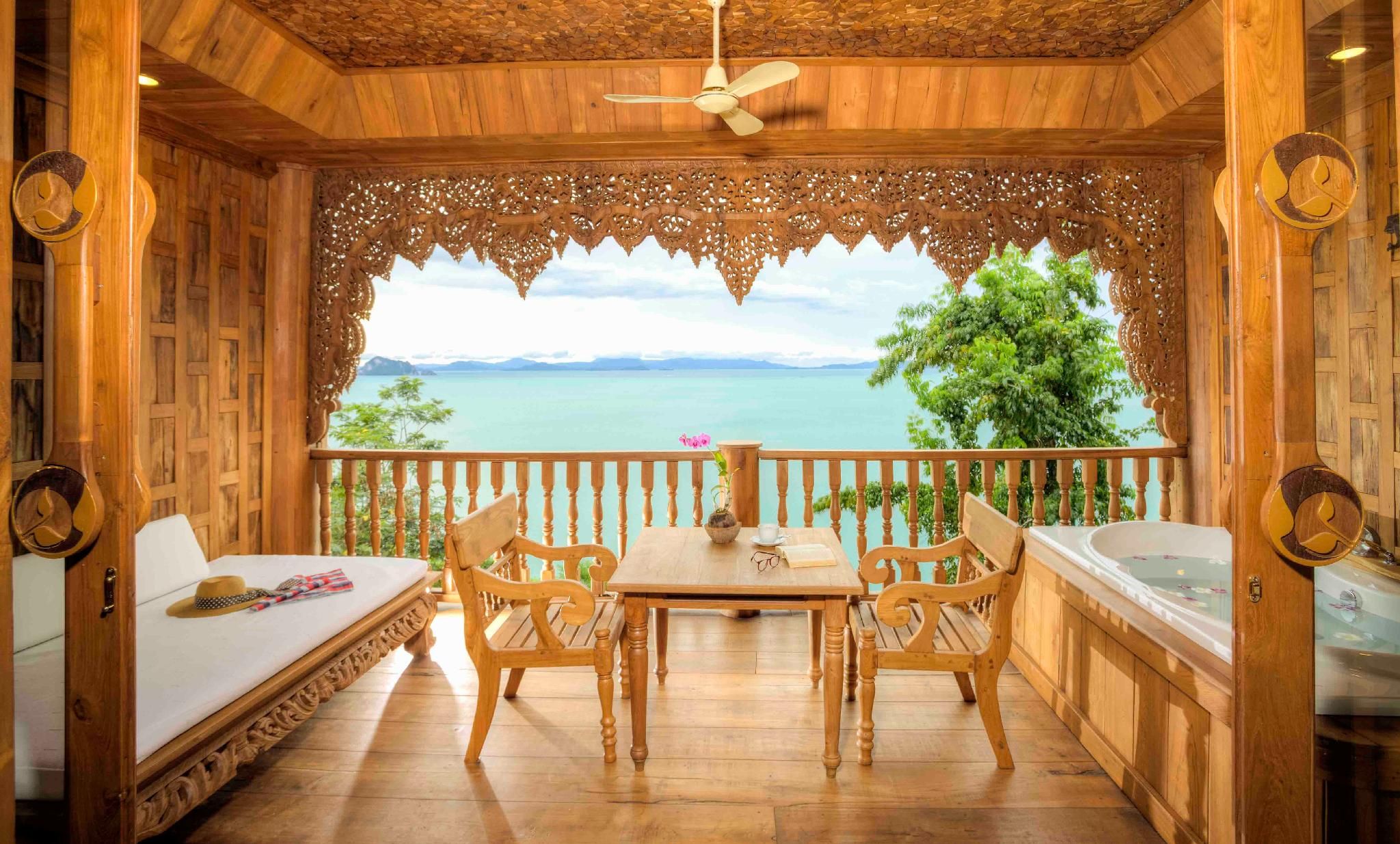 Grand Deluxe Ocean View with Free THB 1,500 Net Resort Credit Per Night